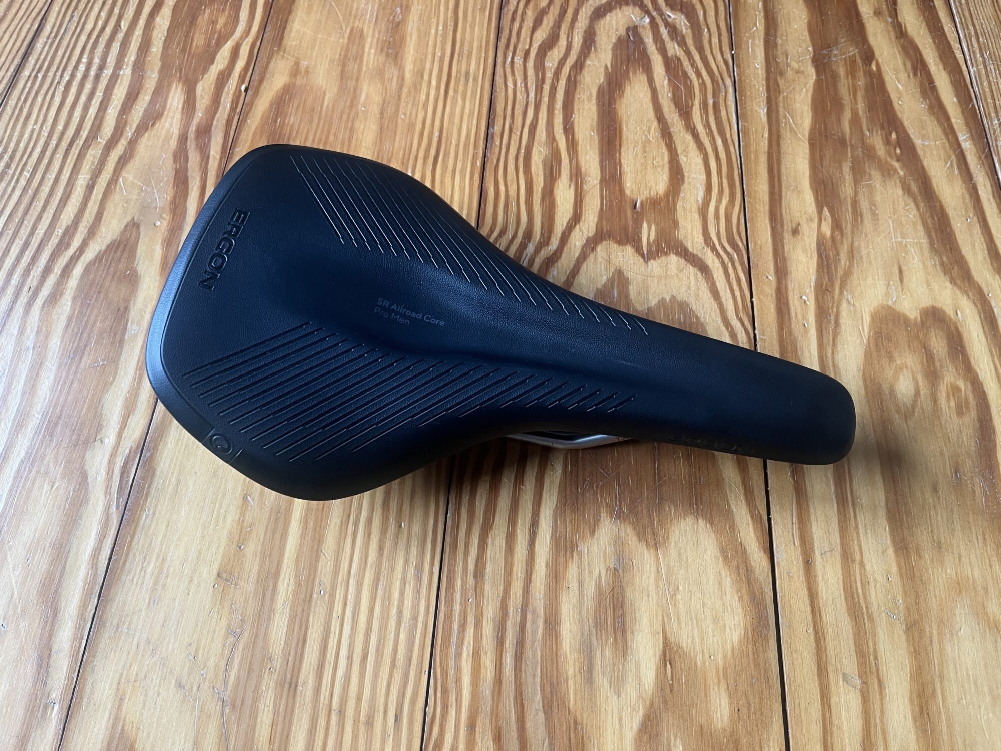 Ergon Sr Allroad Core Pro M/L Saddle - Titanium rails