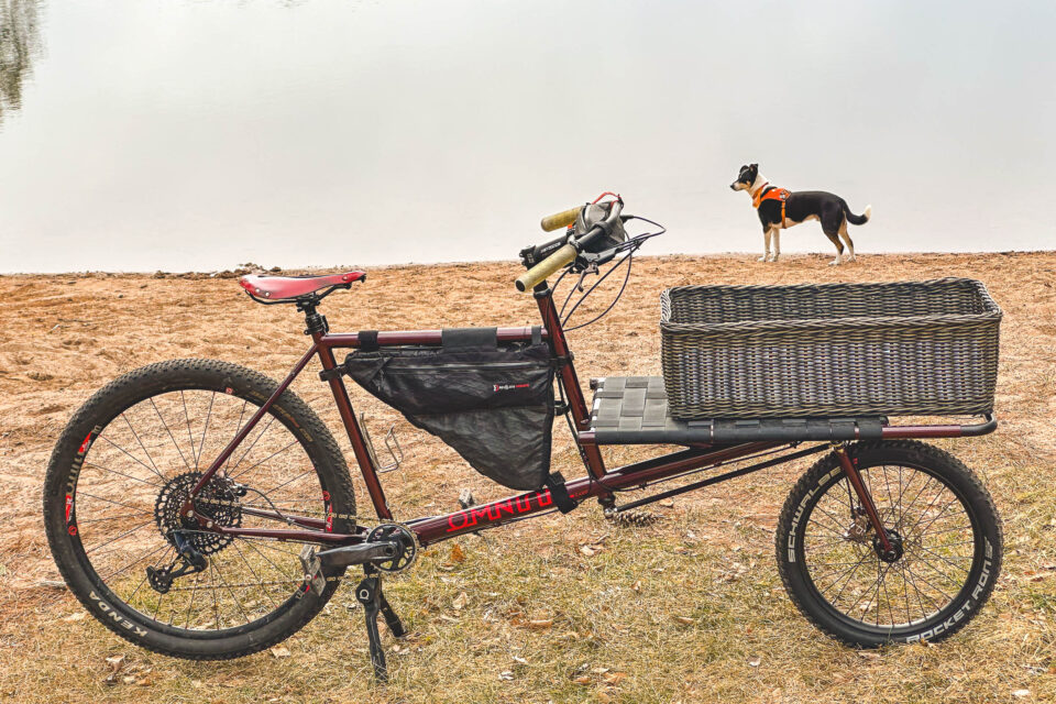 Omnium Cargo Dogpacking