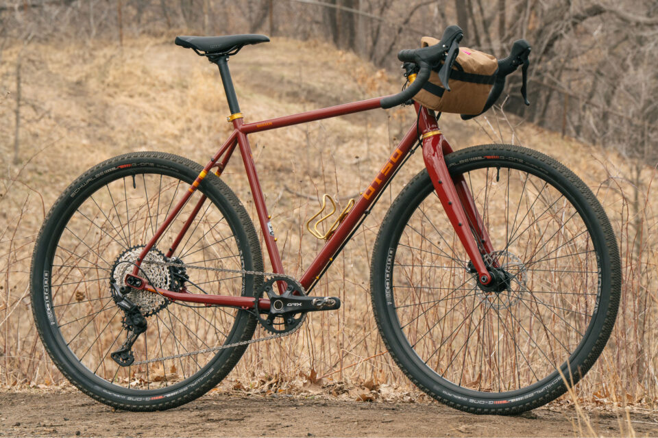 Otso warakin burnt ochre