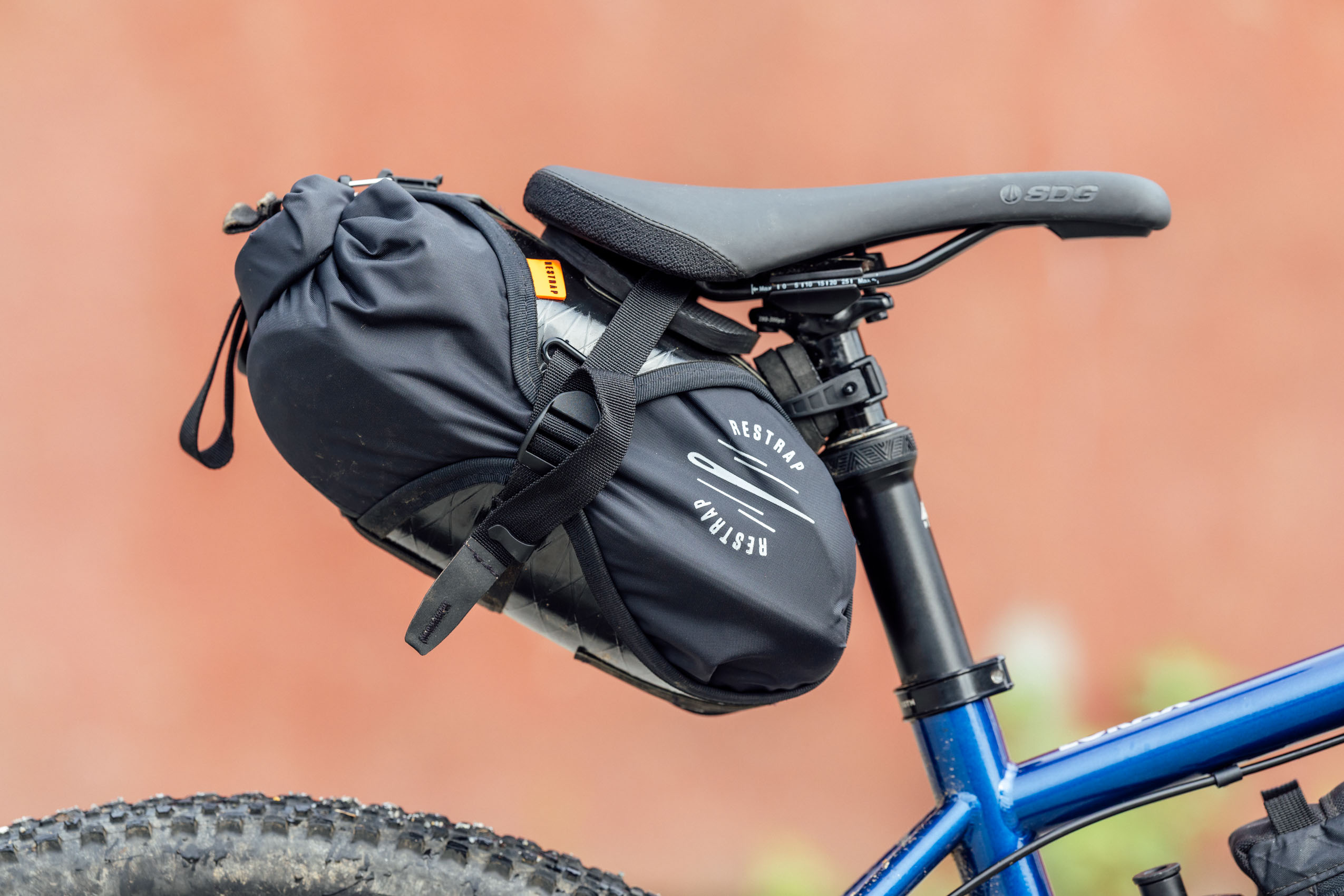 RESTRAP SADDLE BAG+DRY BAG 8L/14L セット Saddle Bag (8 Litres) – Restrap US