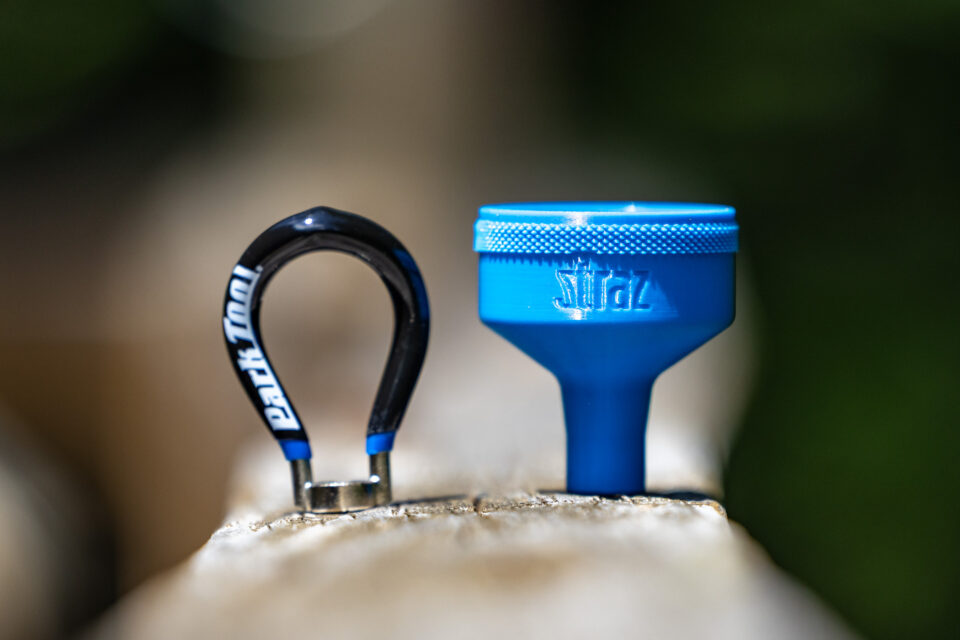 Straz Sealant Funnel