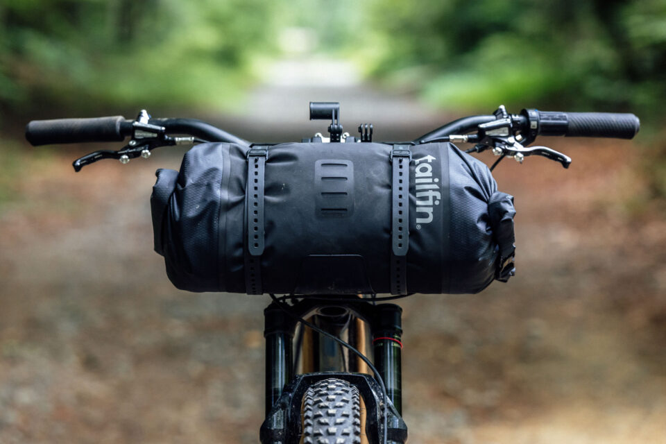 Tailfin Bar Cage Review