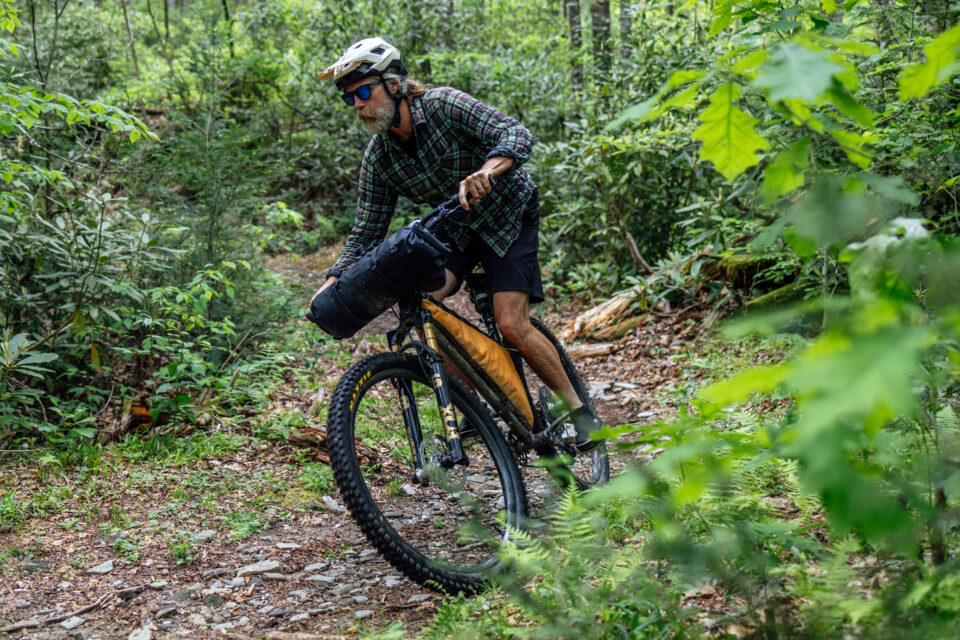 Tailfin Bar Cage Review