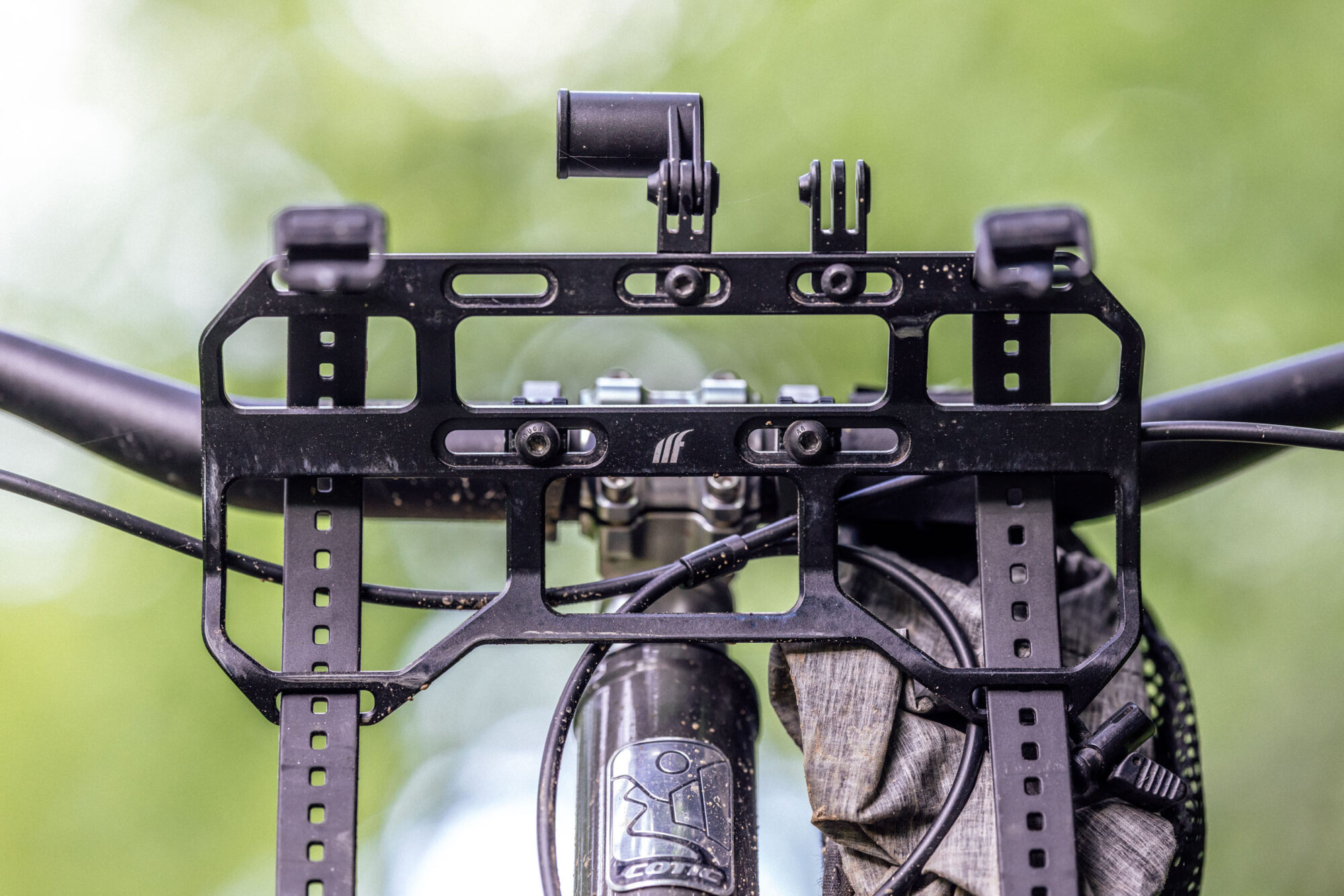 Tailfin Bar Cage Review