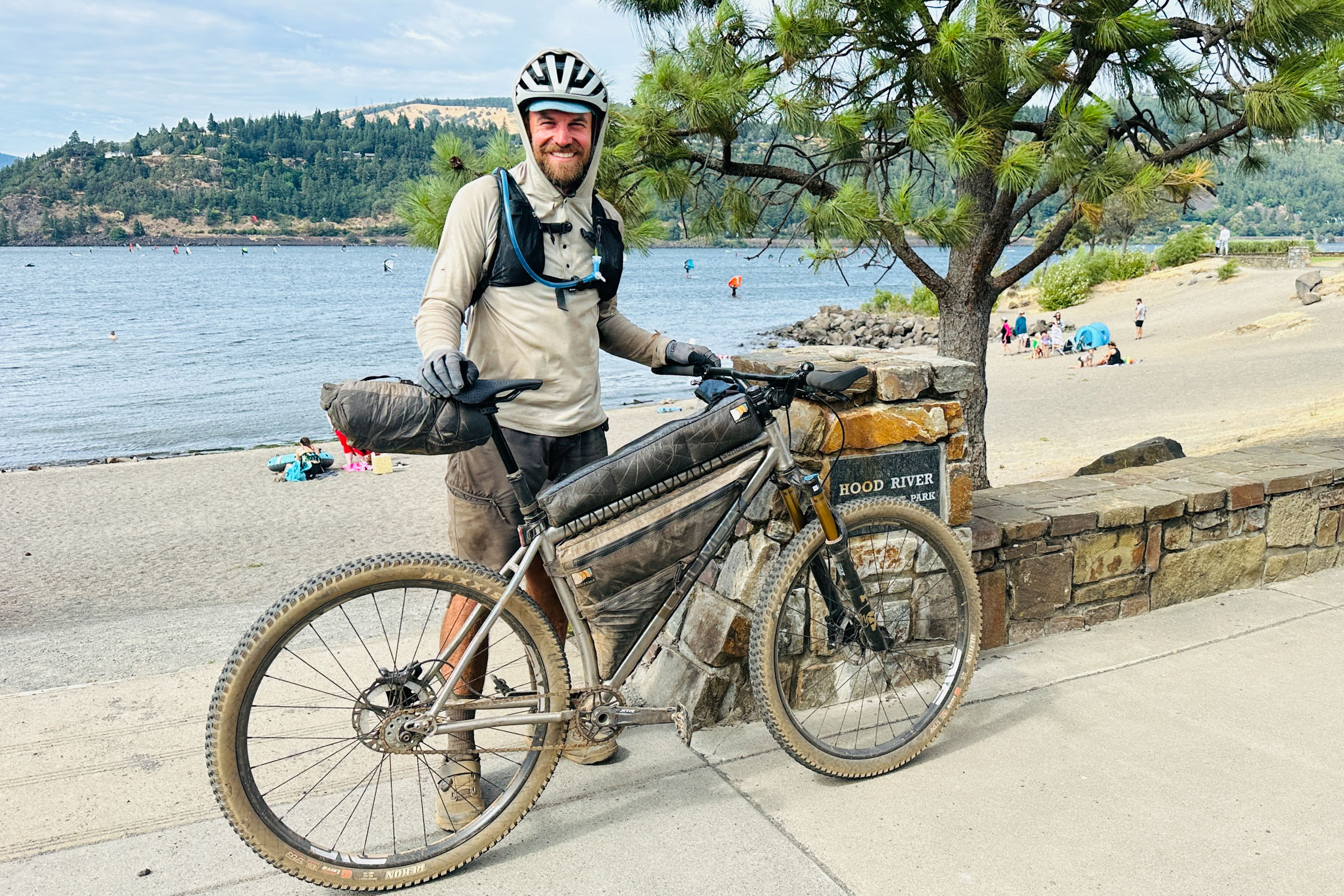 andrew strempke wins 2025 Oregon Timber Trail