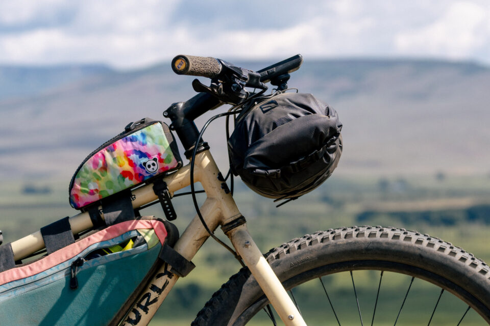 Tailfin Bar Cage Review