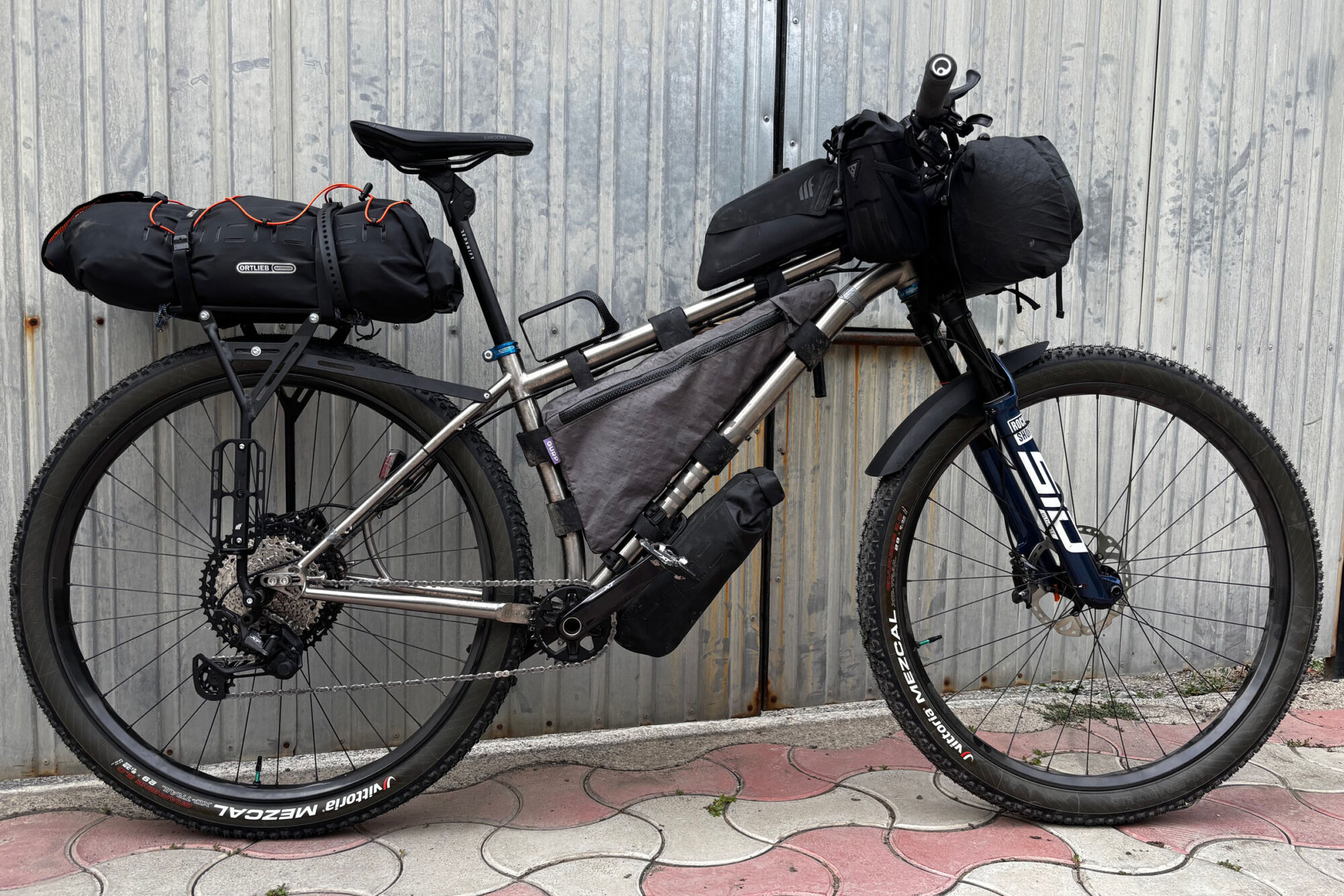 2025 silk road mountain race rigs