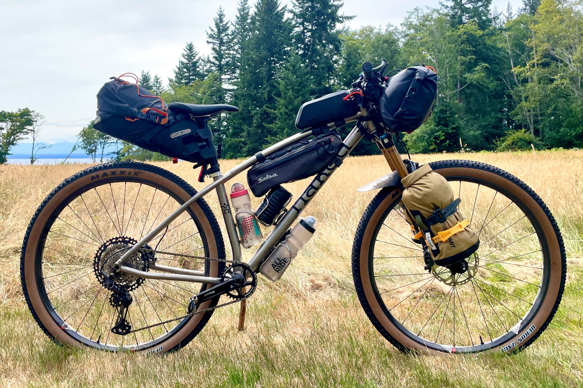 2025 silk road mountain race rigs