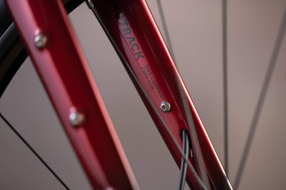 Bombtrack Hook EXT C APEX AXS