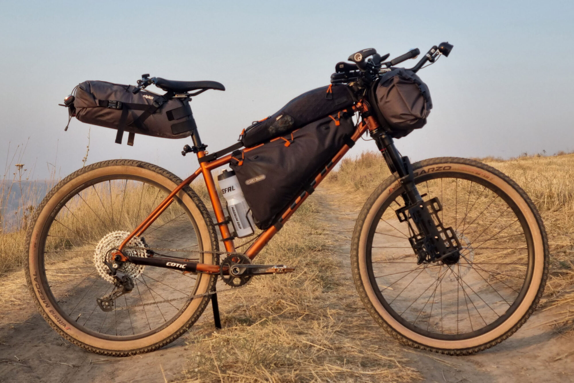 2025 silk road mountain race rigs