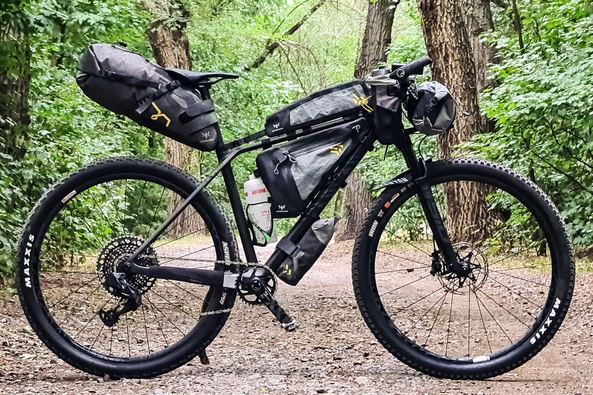 2025 silk road mountain race rigs