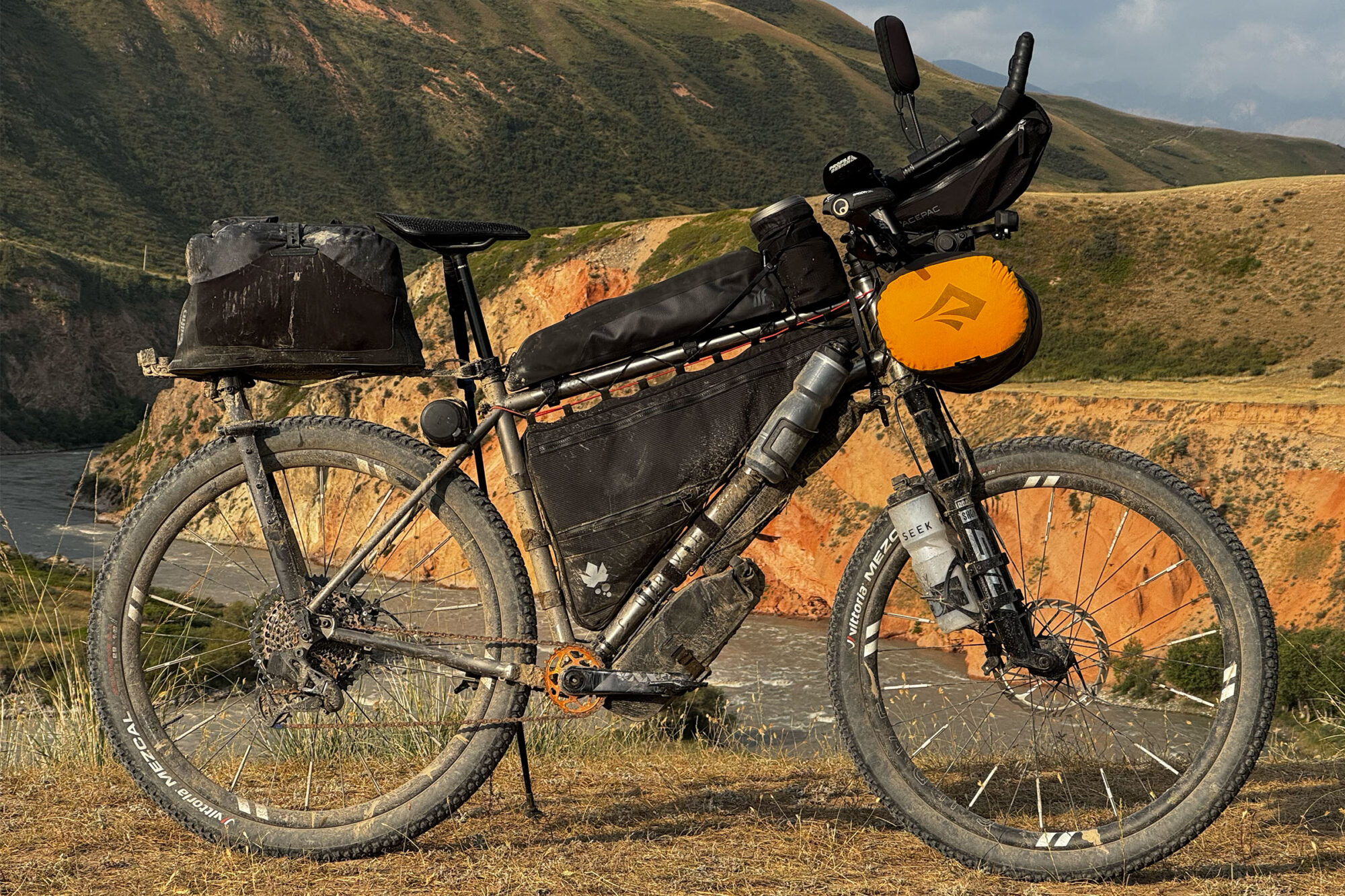 2025 silk road mountain race rigs