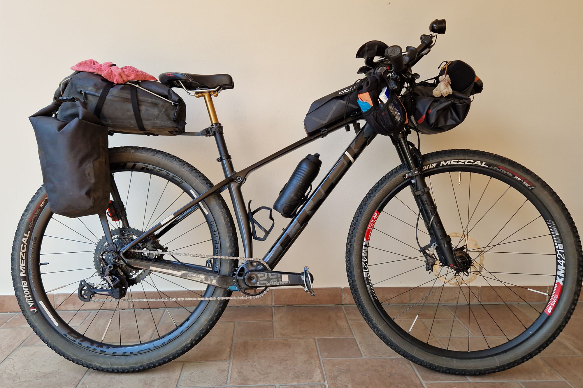 2025 silk road mountain race rigs