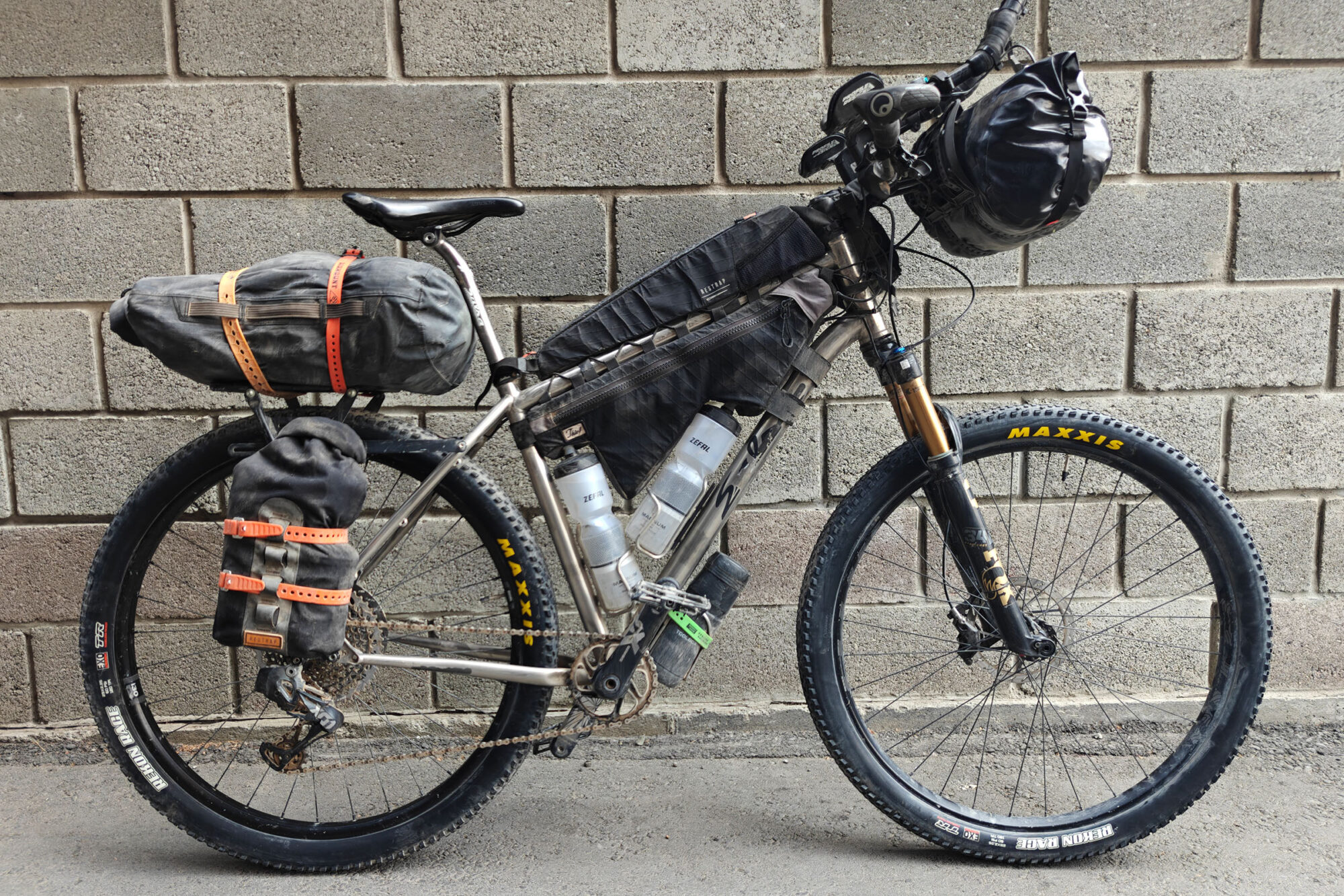 2025 silk road mountain race rigs