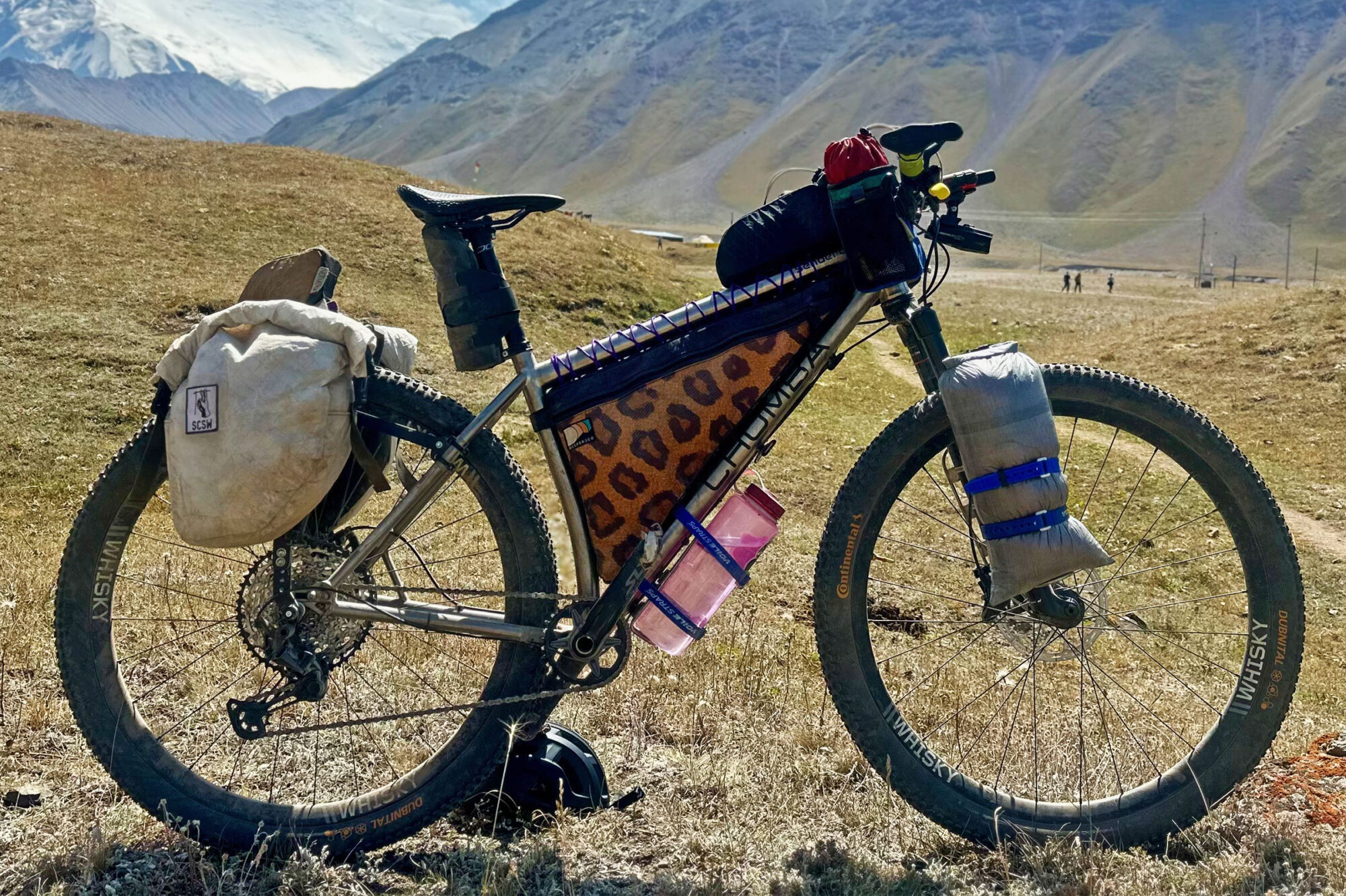 2025 silk road mountain race rigs