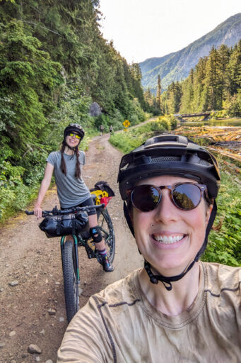 log jam loop, british columbia