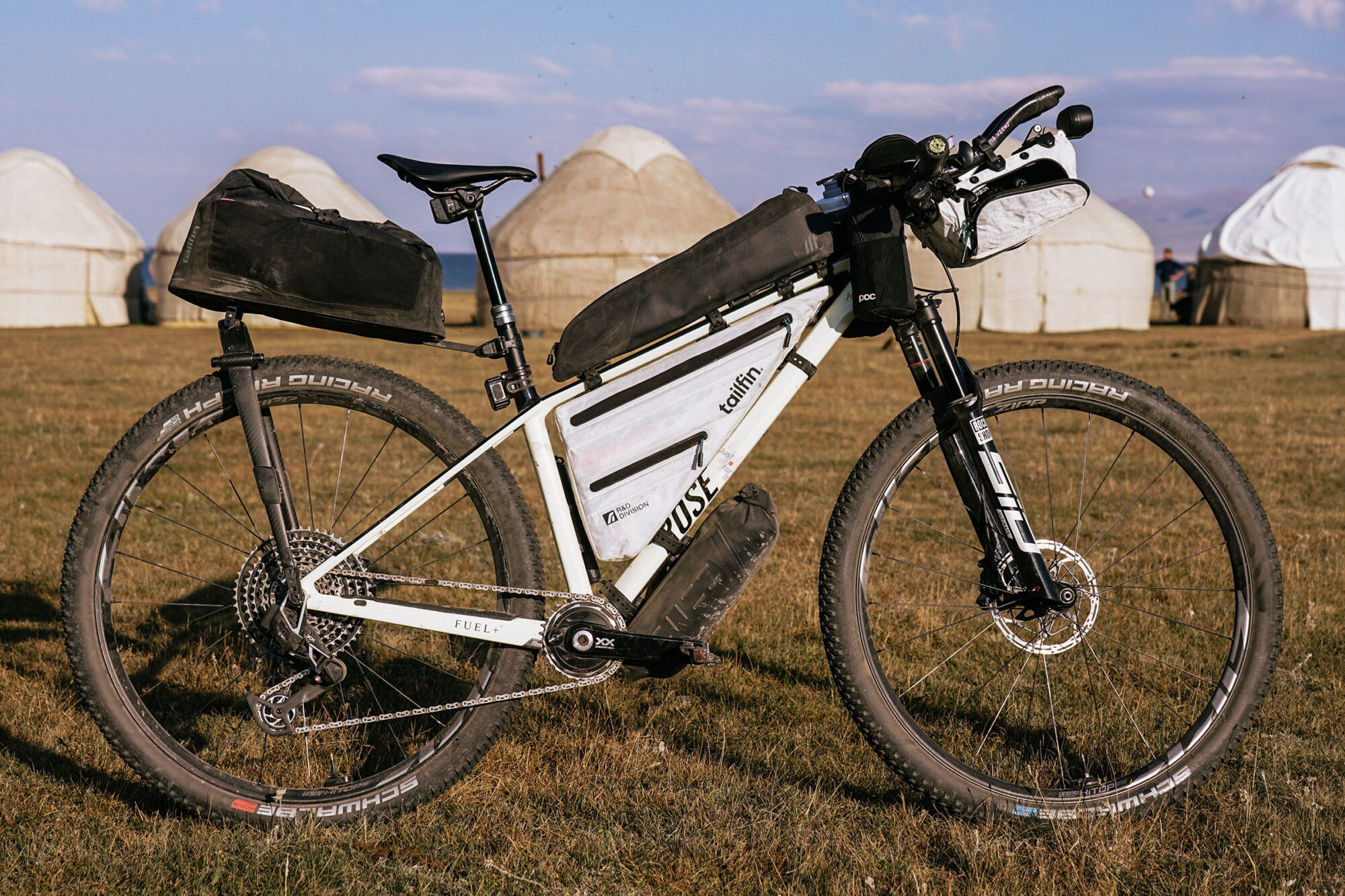 2025 silk road mountain race rigs