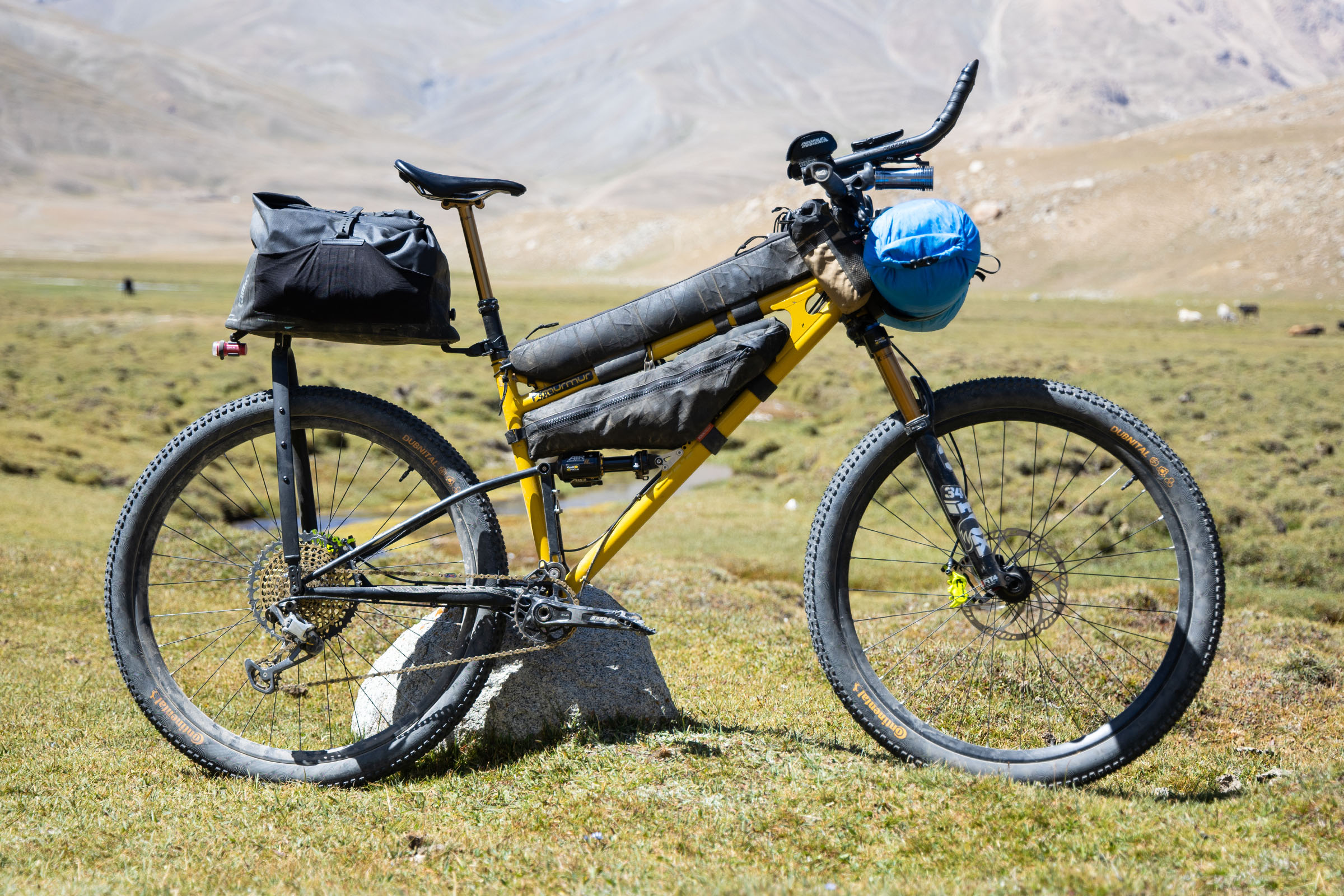 2025 silk road mountain race rigs