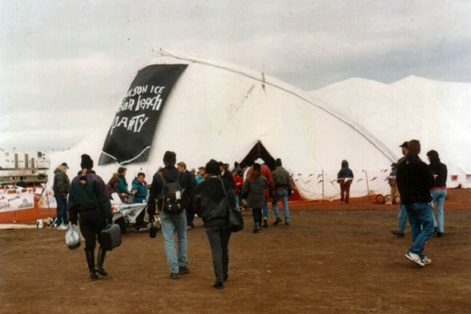 1995 Molson Ice Polar Beach Party