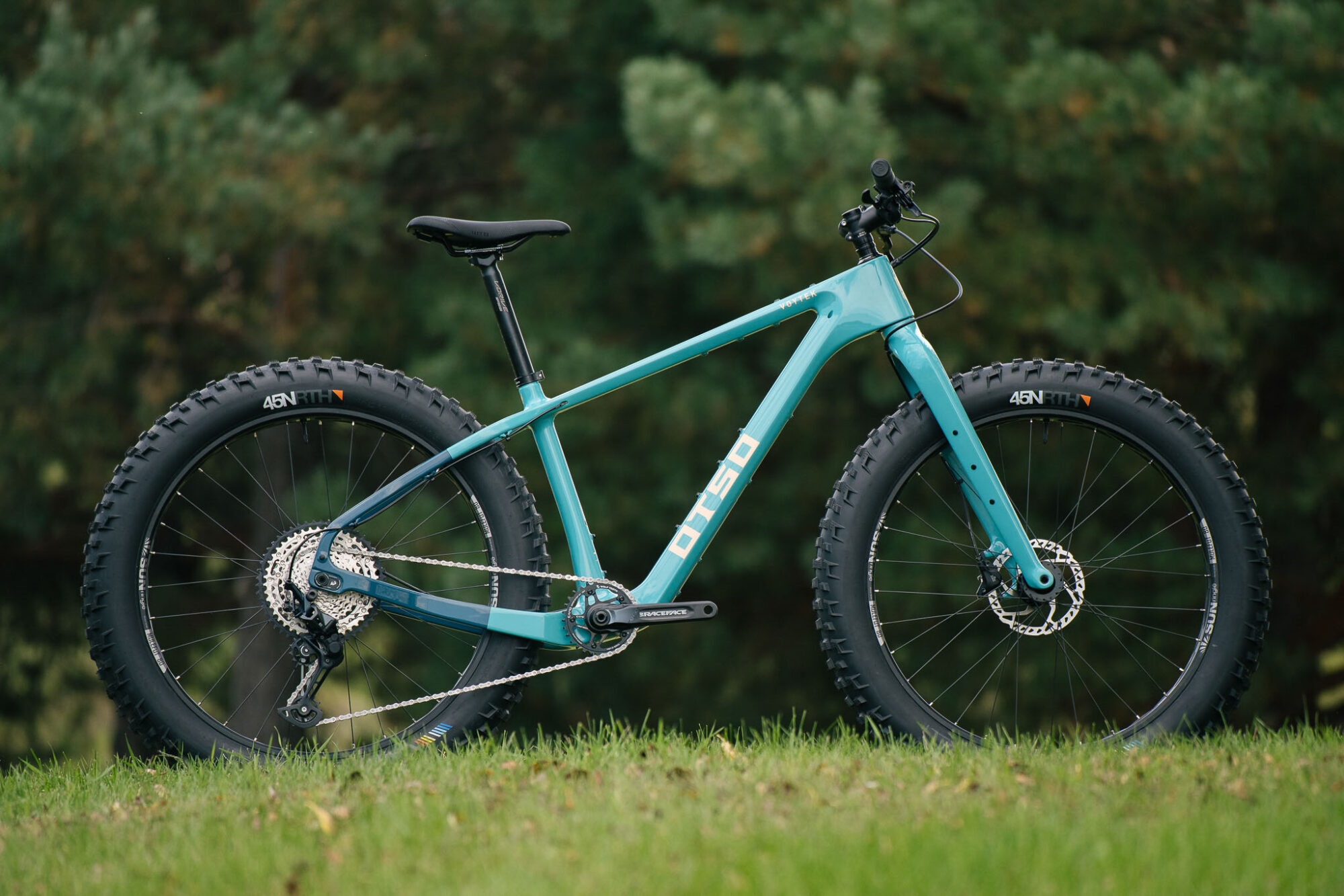 2025 otso voytek 2 colors