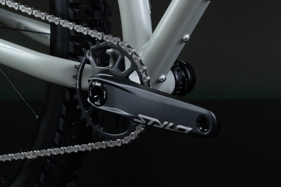 Bombtrack Beyond+ 29