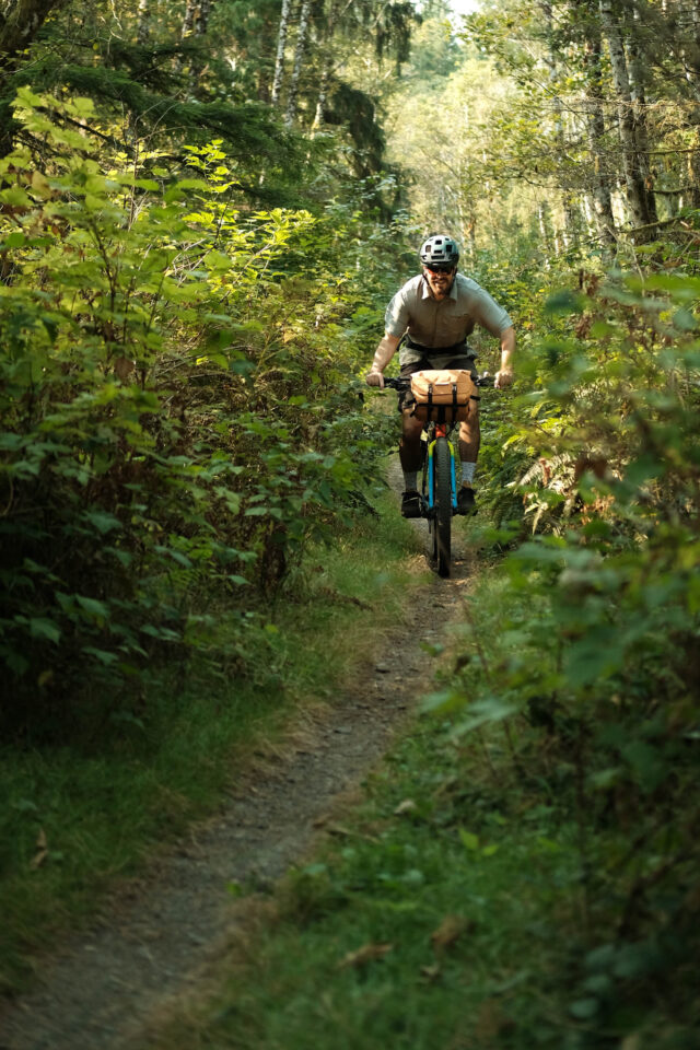 outer shell mega bar bag review