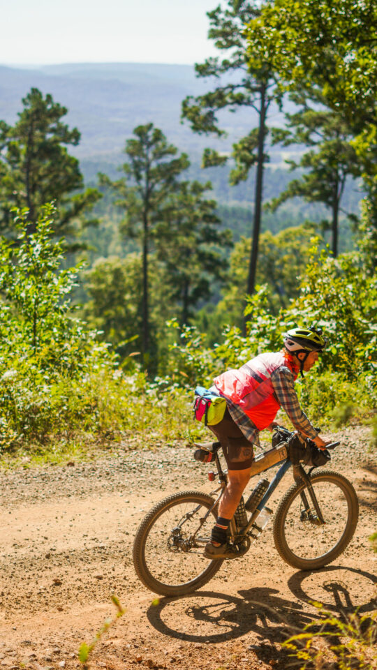 Dave Easley 2025 Ozark Odyssey Singlespeed Winner