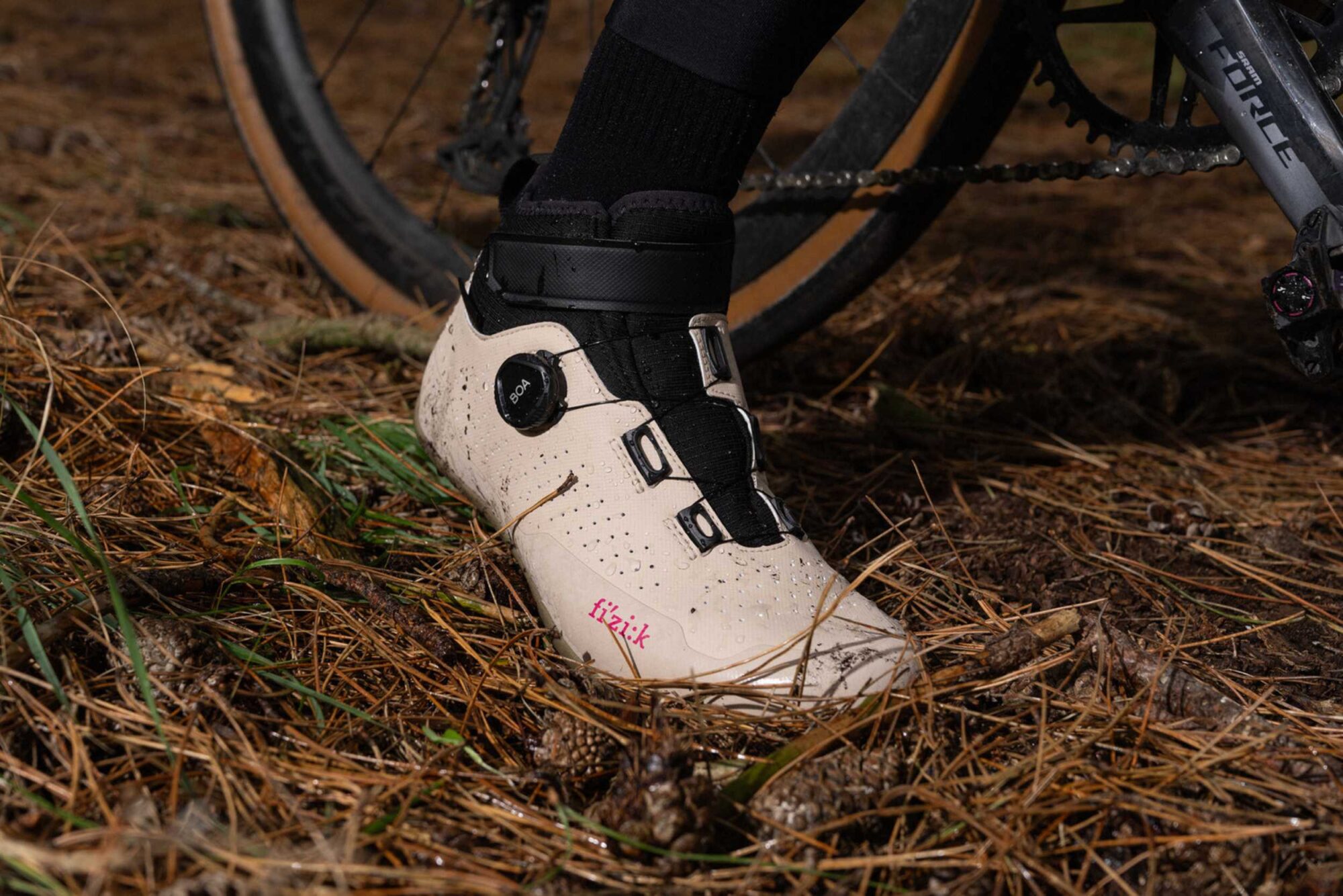 fizik フィジーク terra artica GTX 25.5〜26cm Review: Fizik Terra