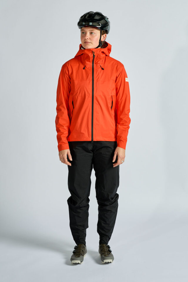 albion zoa rain shell