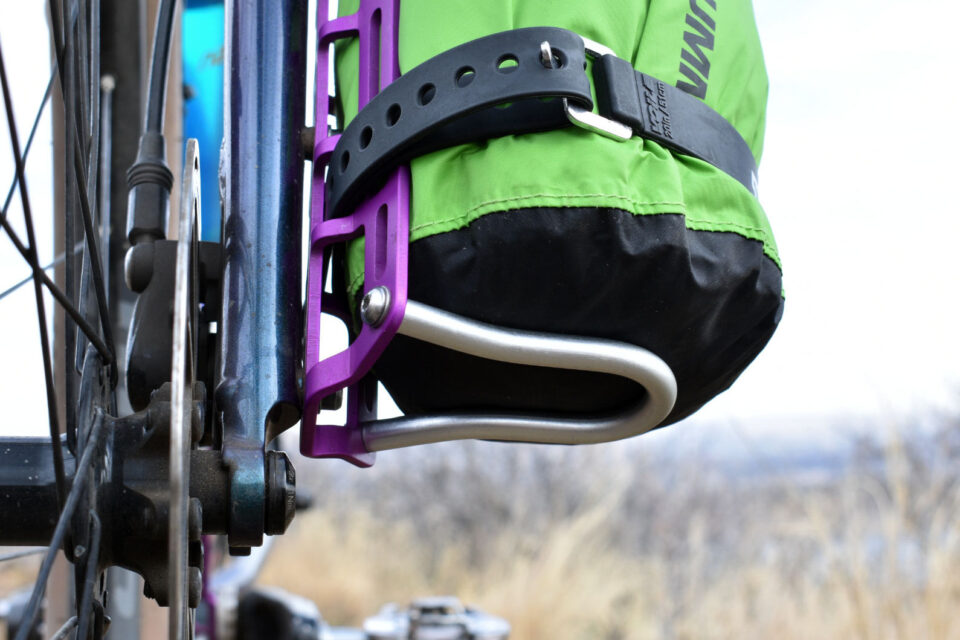 The Widefoot CargoMount BagNoodle is for Cargo Bags