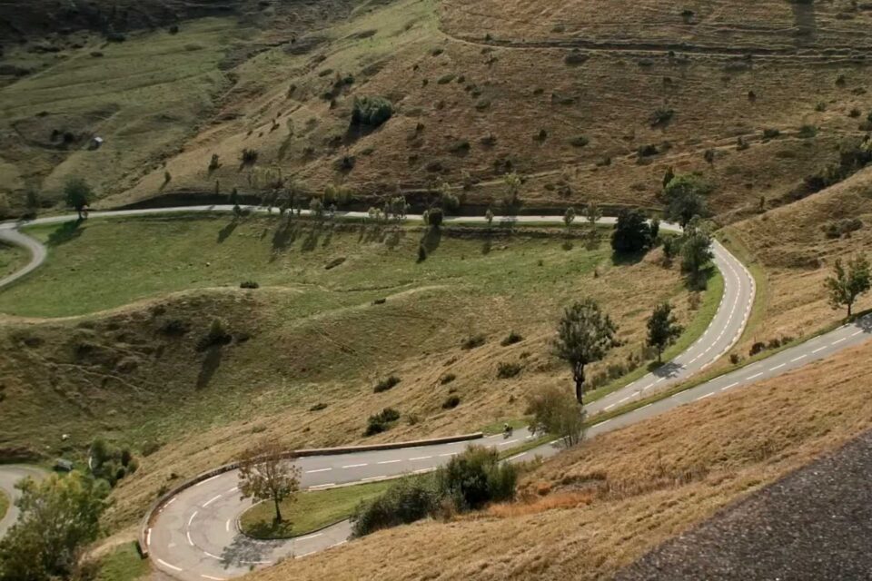 Afuera: An Ultra Racing Story