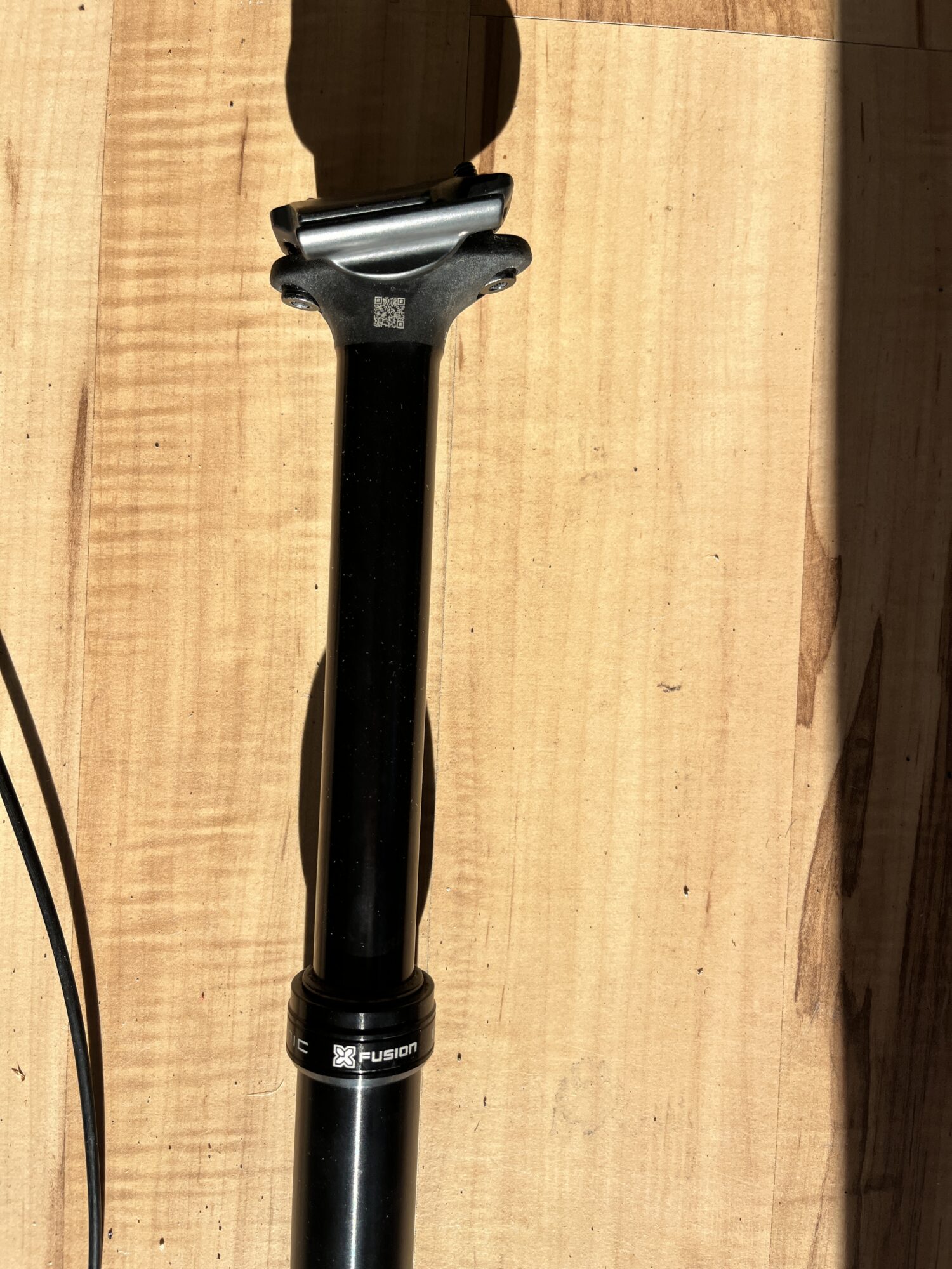 X-Fusion Manic dropper post 30.9 - BIKEPACKING.com