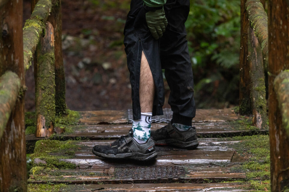 albion zoa rain trousers