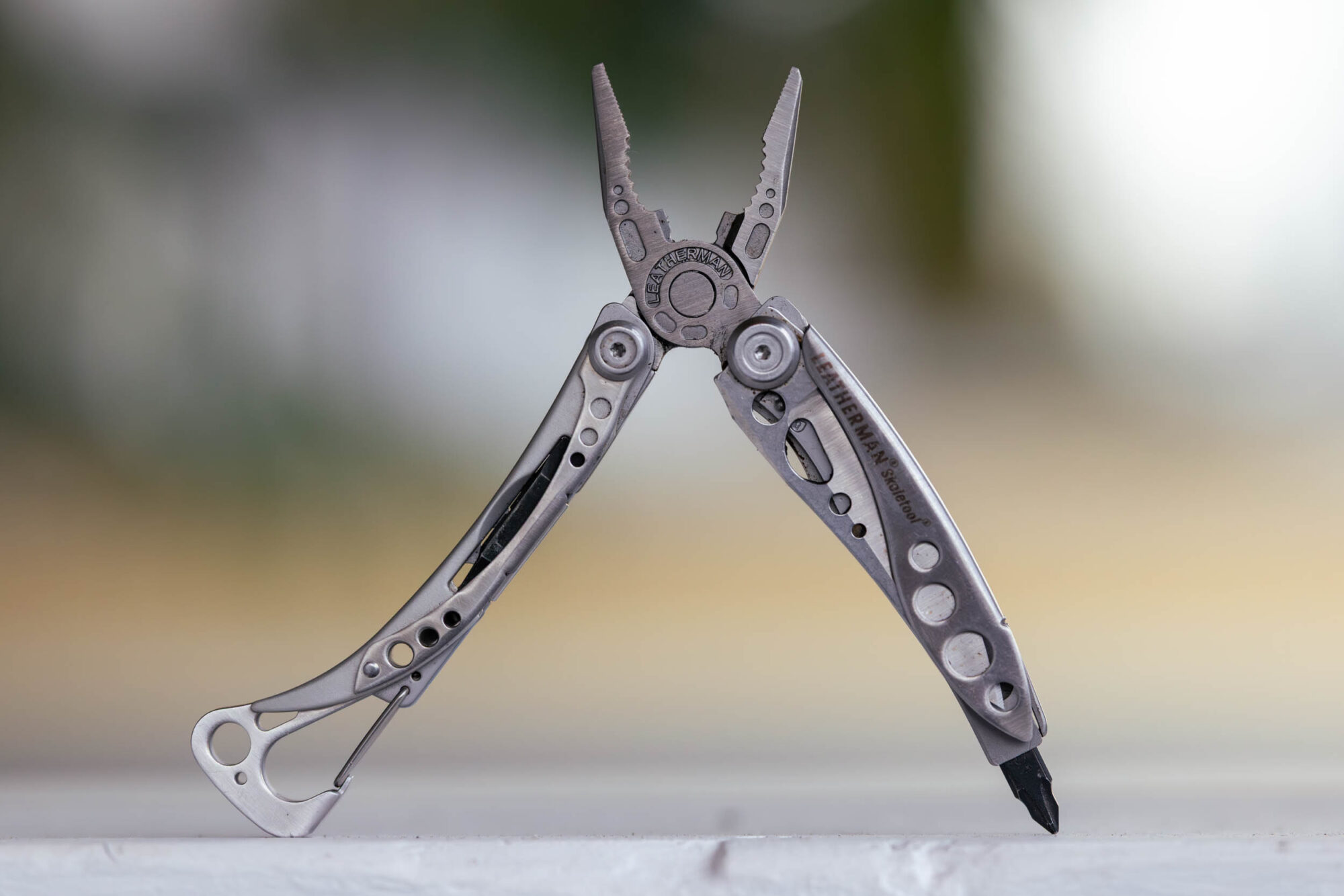 leatherman skeletool