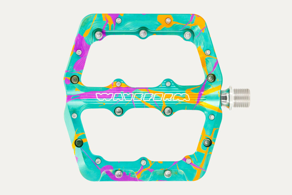 wolf tooth tropical shirt waveform pedals