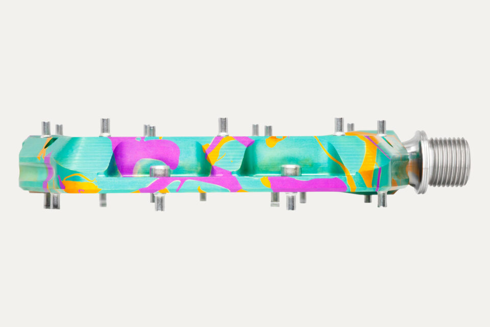 wolf tooth tropical shirt waveform pedals