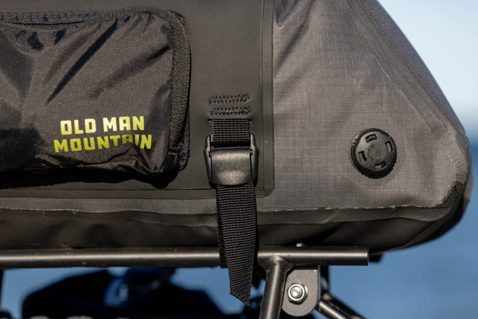 old man mountain 12L atlas rack pack