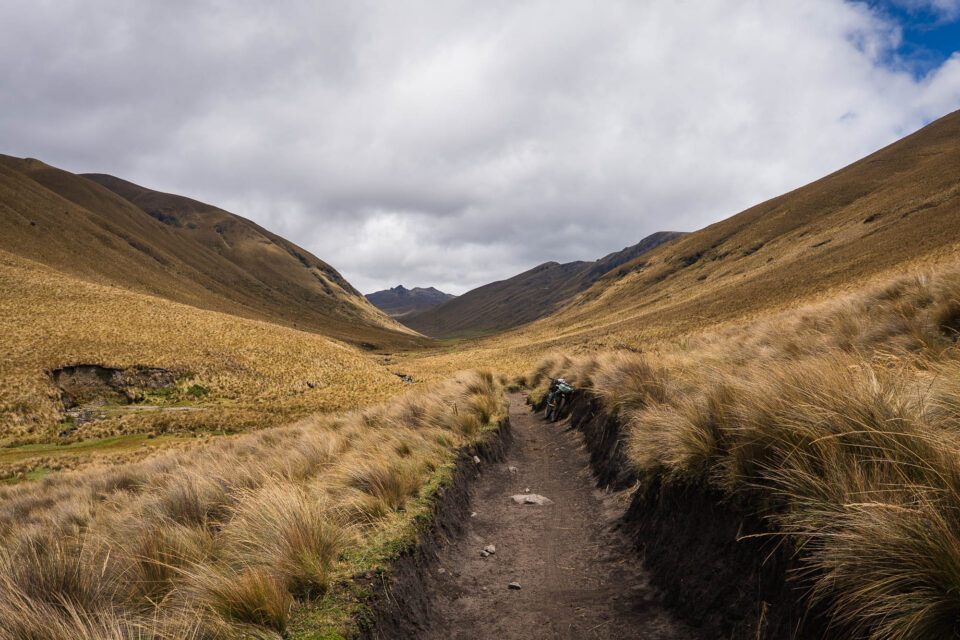 Dan Camp Bikepacking Ecuador