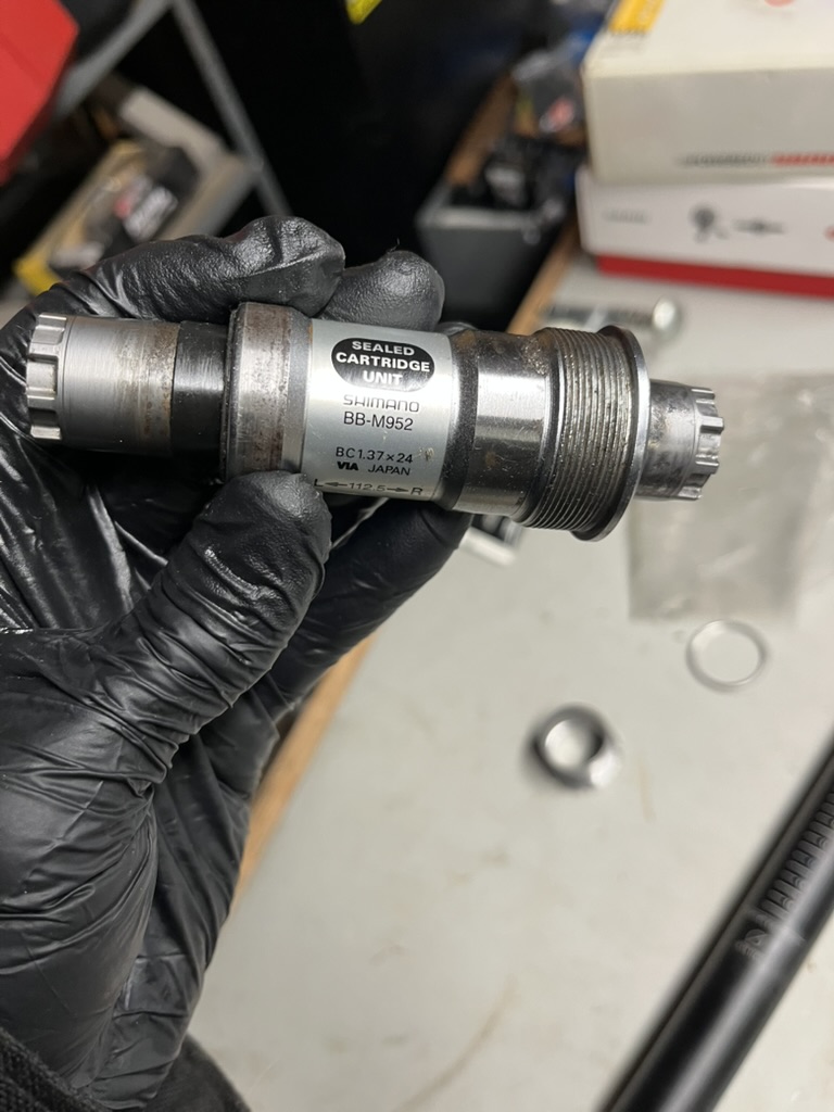 8bee31ed-0cfb-4bb1-8fb5-b3adc7146b9c_1_105_c