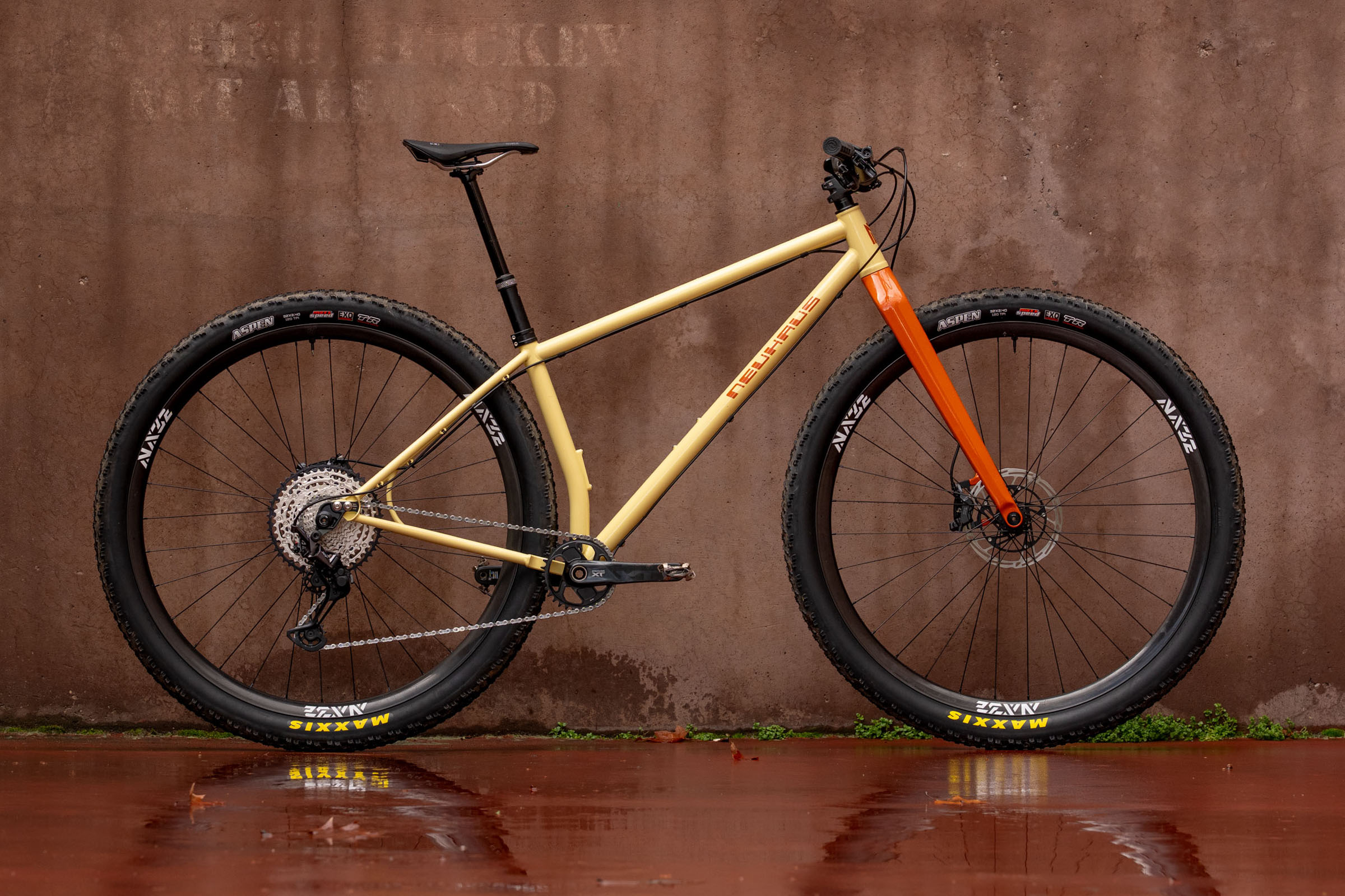 The Neuhaus NOVA32 is a 32-Inch MTB You Can Actually Buy
