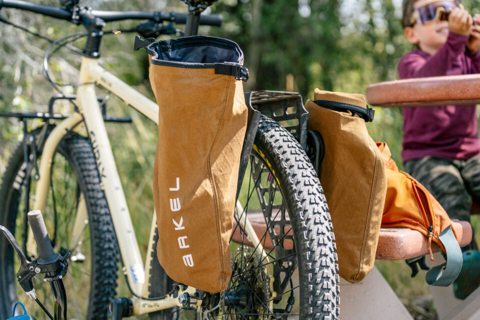 Old Man Mountain FLiP Cage Bags Roundup, Arkel Forkpacker