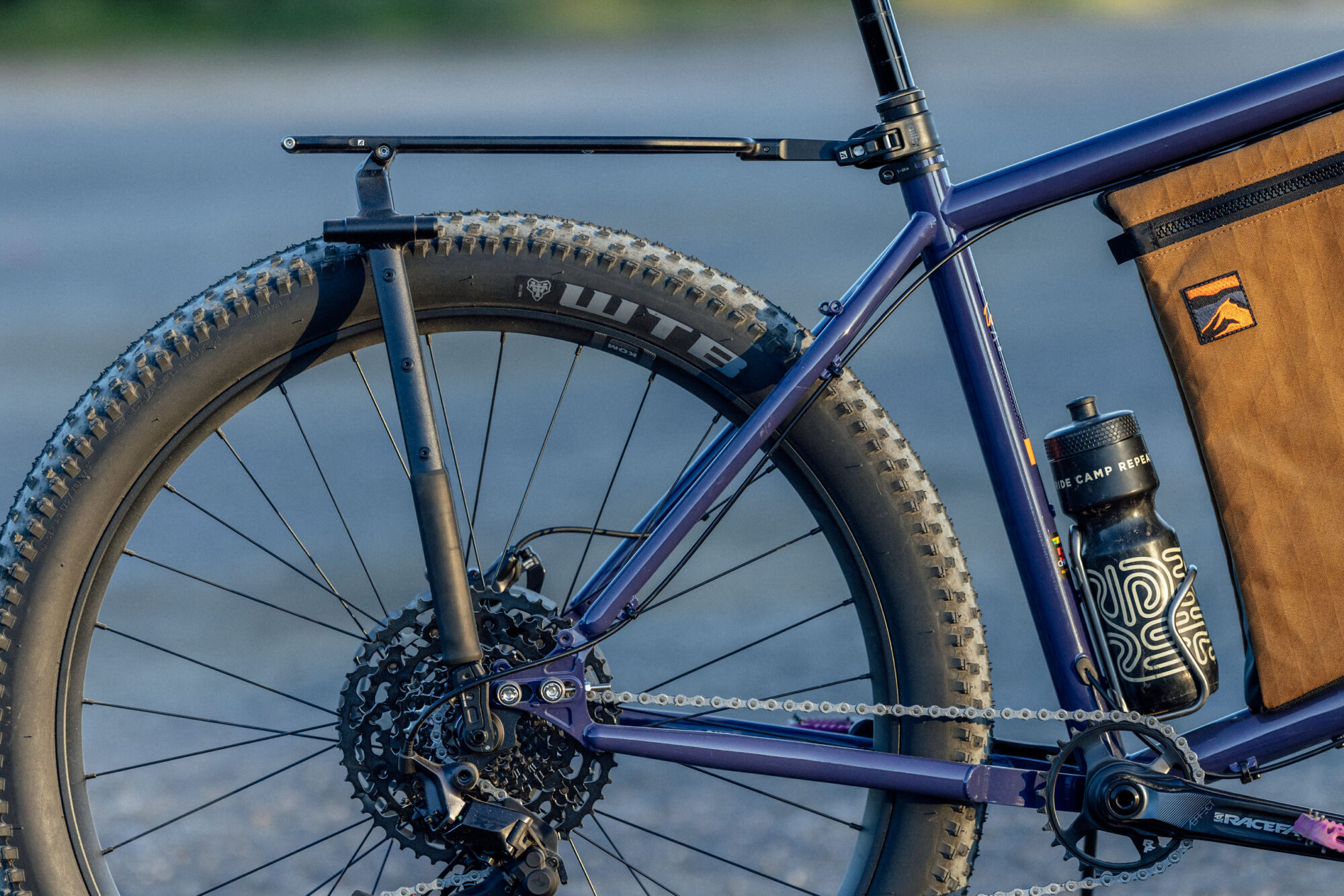 Tailfin Journey Rack