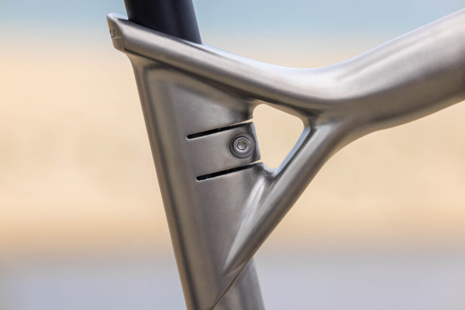 viral full suspension pinion