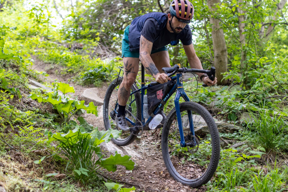 Gravel Shoe Roundup, QUOC Gran Tourer XC gravel shoe