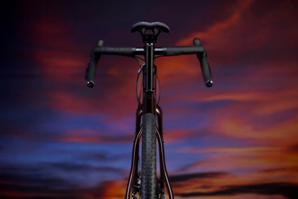 2026 Bombtrack Hook AL Sword