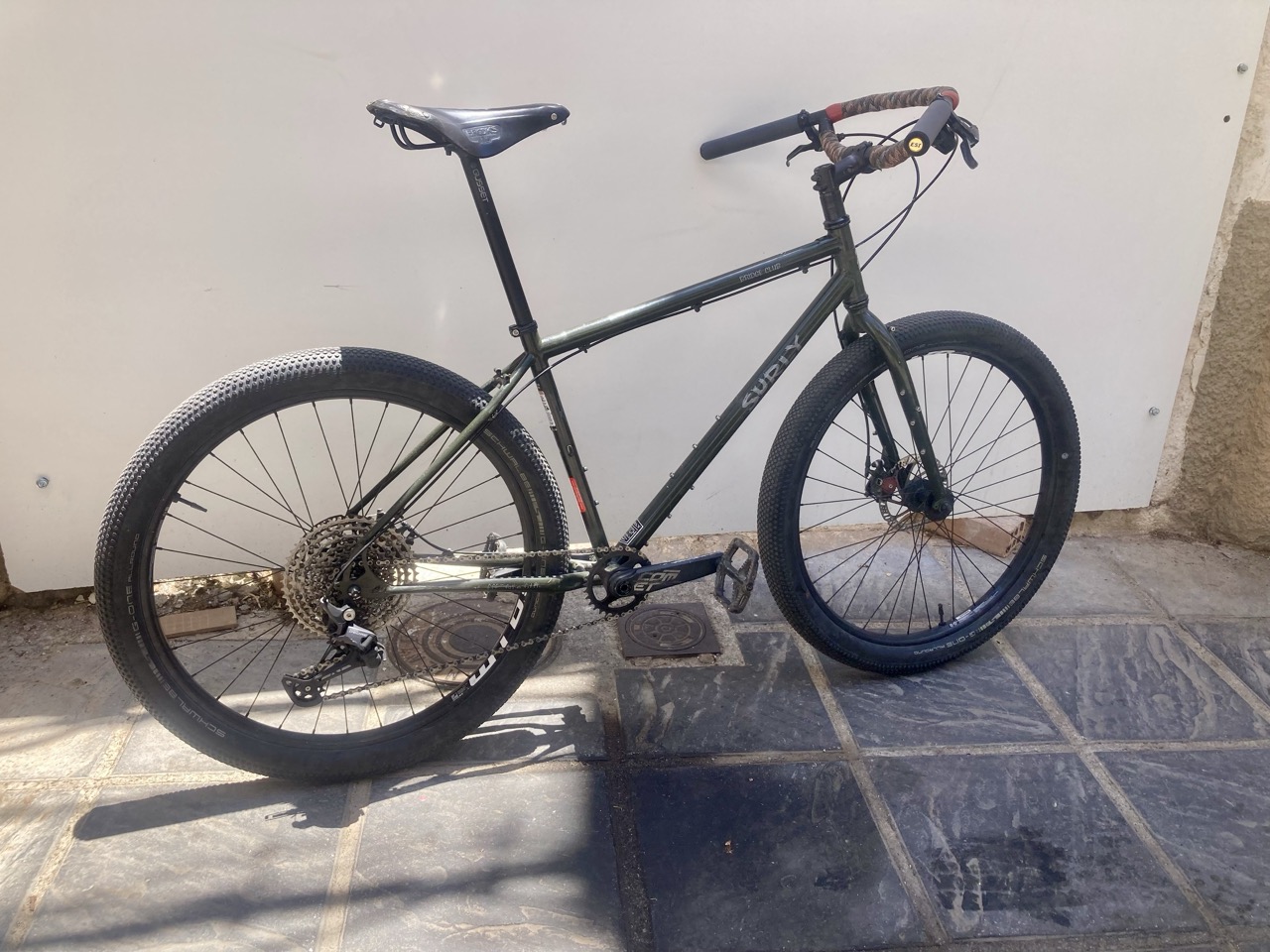 Surly Bridge Club Medium Moss Green 2022 with Jones bar