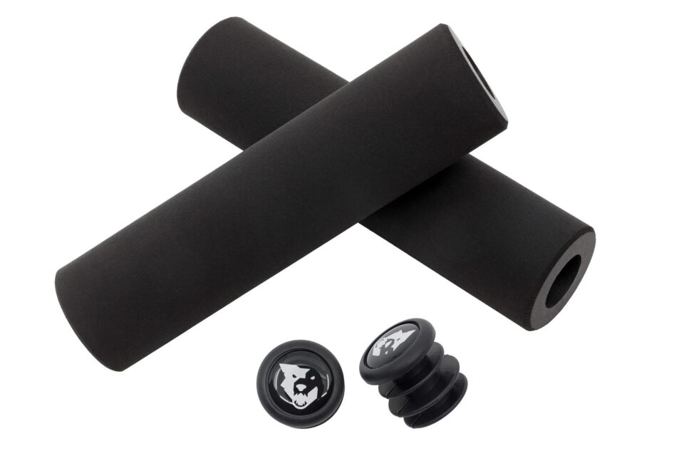 wolf tooth v2 grips