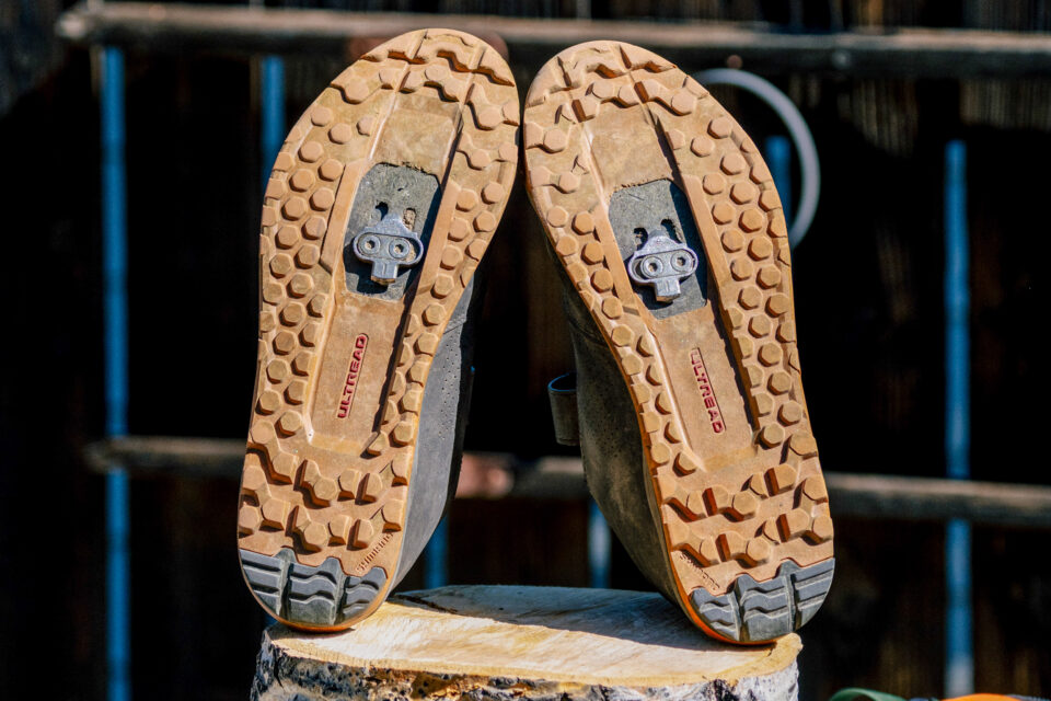 Shimano GE900 Hot Seat Shoes