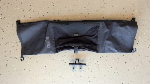 tailfin-handlebar-bag-3