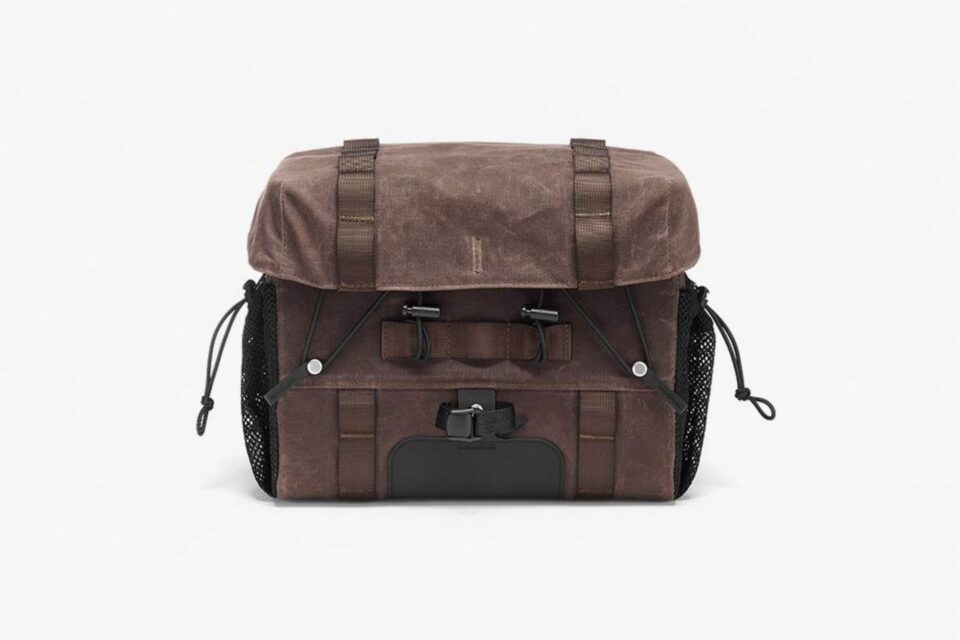 Brooks Travelling Bags Collection